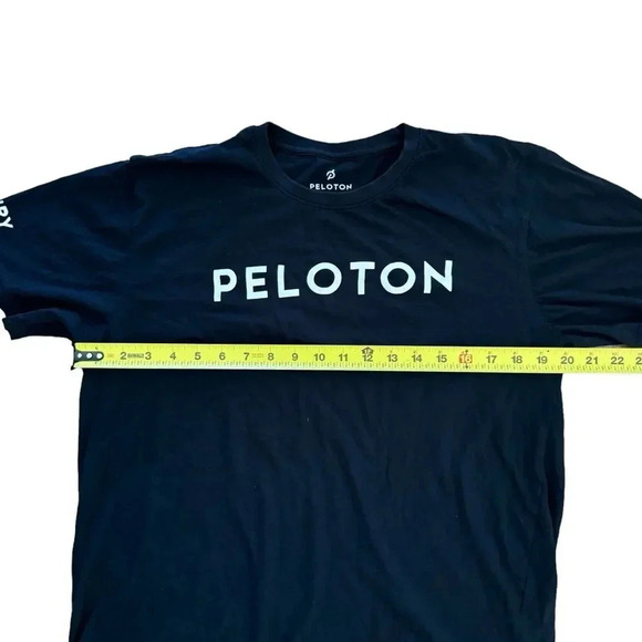 Peloton Black Top T-shirt Tee Century 100 Crew Neck Short Sleeve M - Picture 3 of 8